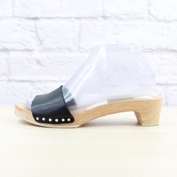 Dolce Vita Shoes - DOLCE VITA Black Leather Heeled Hood Slides Sandal